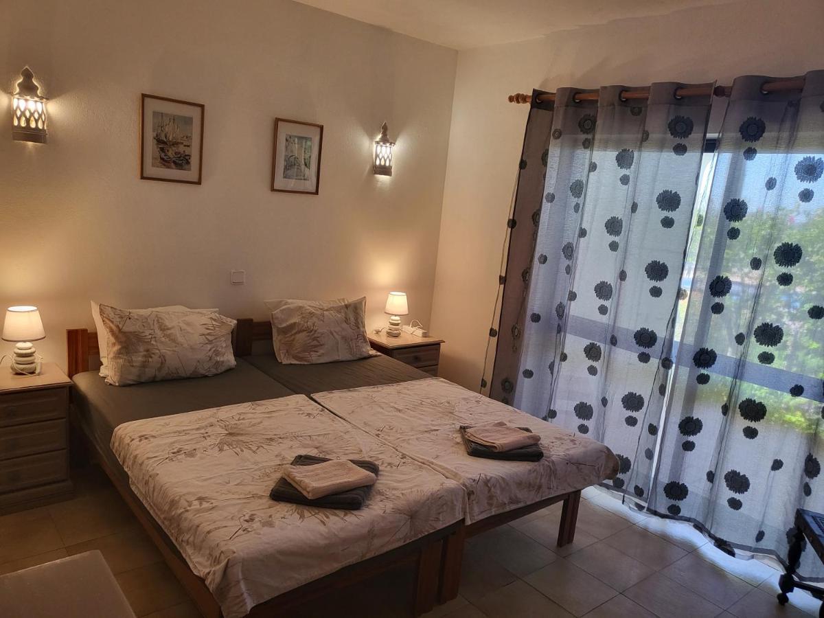 Feliz Apartments Сан-Бартоломеу-де-Месінеш Екстер'єр фото