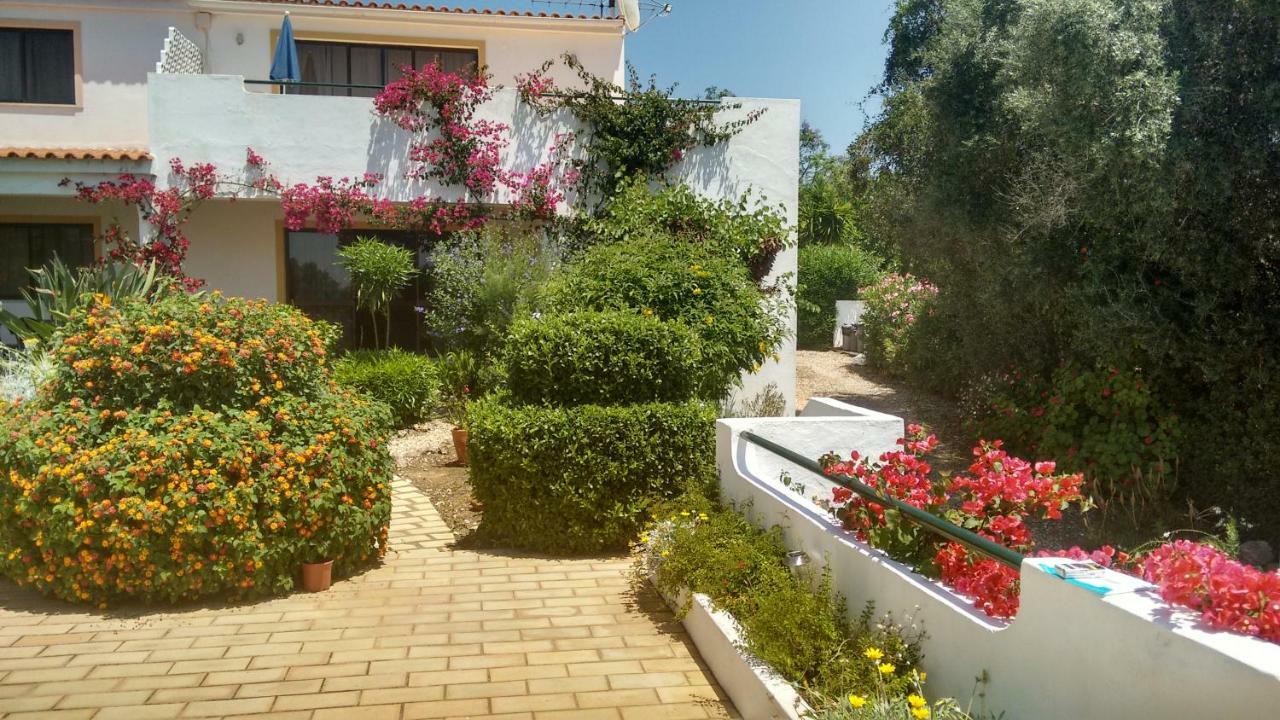 Feliz Apartments Сан-Бартоломеу-де-Месінеш Екстер'єр фото